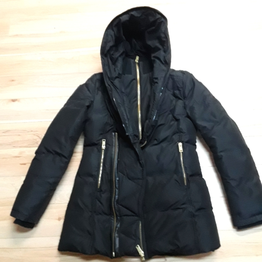 BLACK PUFFER WINTER COAT